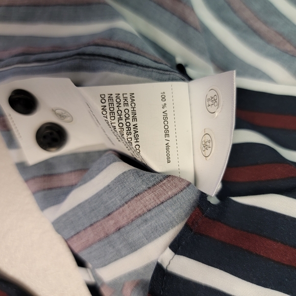 Perry Ellis Long Sleeve Viscose Button Up Mens Size M Dark Sapphire Striped - Picture 7 of 7